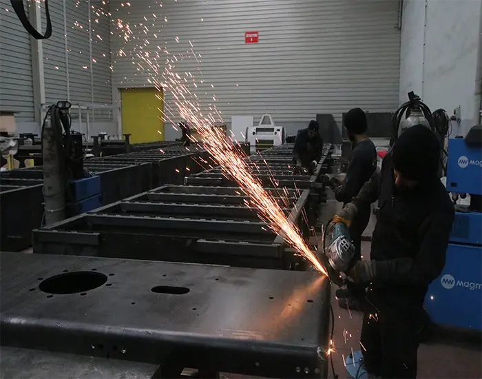 Tanis Welding Operations - Metal Fabrication Workshop and Manufacturing